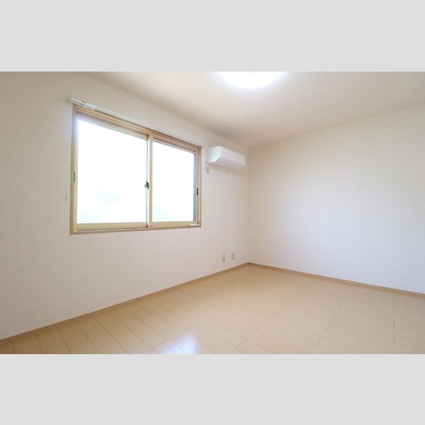 メゾンベール末広202号室 洋室6.75帖