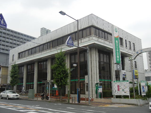 サンハイツ 埼玉りそな銀行岩槻支店まで856ｍ