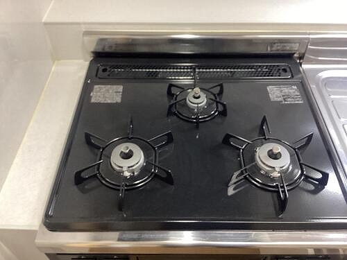 シーサイド片瀬江ノ島 ３口ガスコンロ