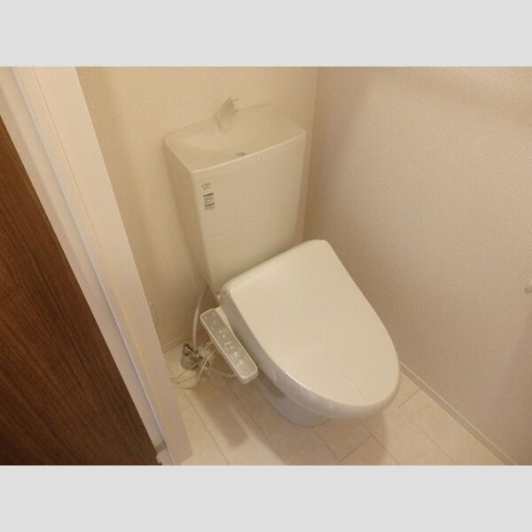 フォンターナ 温水洗浄暖房便座