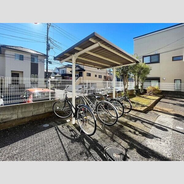 セジュールちづる 駐輪場