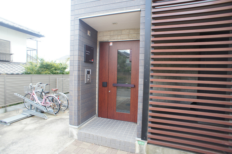 リブリ・アーク エントランス