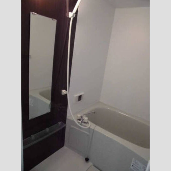 ソラシエスタ102号室 浴槽