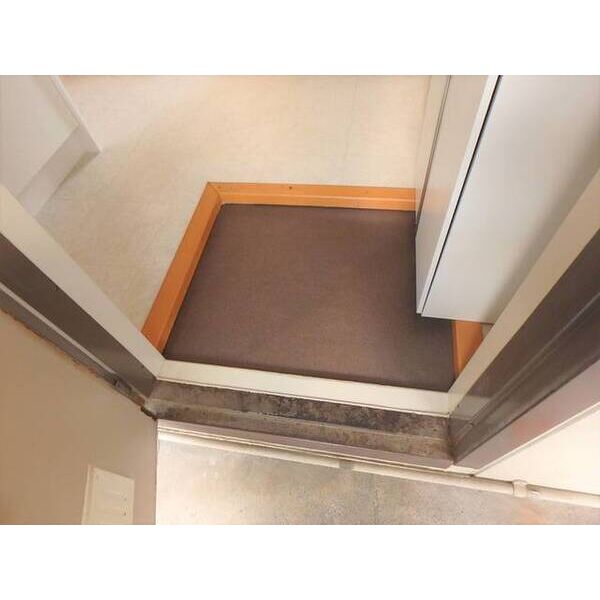 リノベイト東小金井 玄関