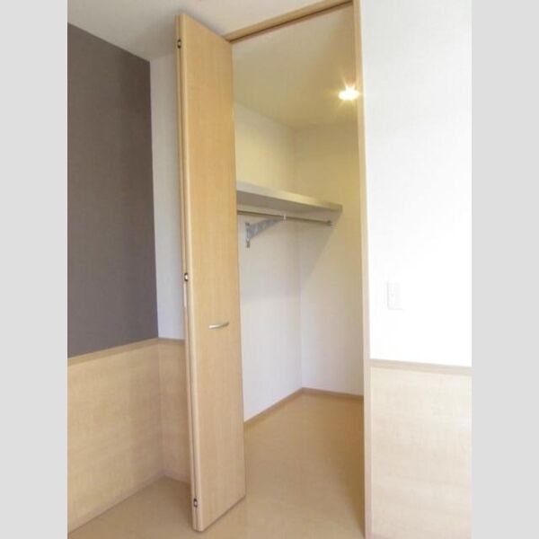 サンモール ナナ 　B103号室 ウォークインクローゼット