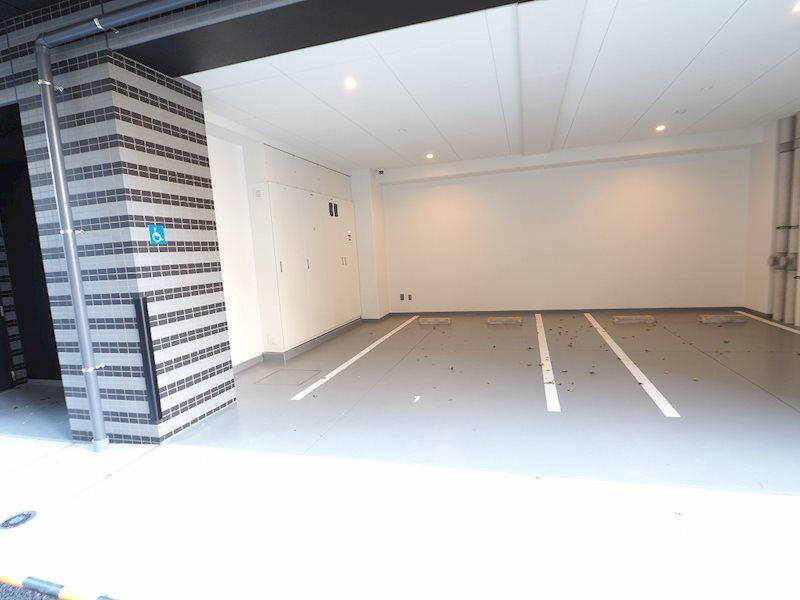 アジールコート新高円寺5階 駐車場