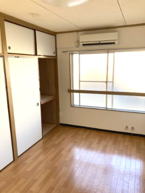 藤沢本町ビル303号室 ※写真は別室です