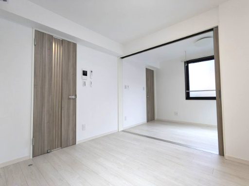 グランピア四谷0303号室 リビング