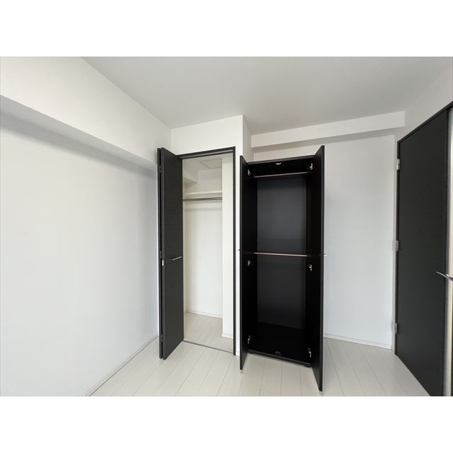 プレミアムキューブ新中野701号室 収納