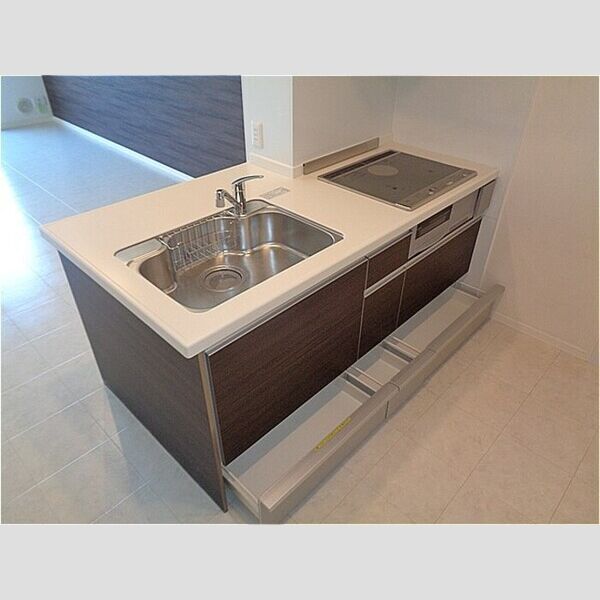 ラッフルズ システムキッチン