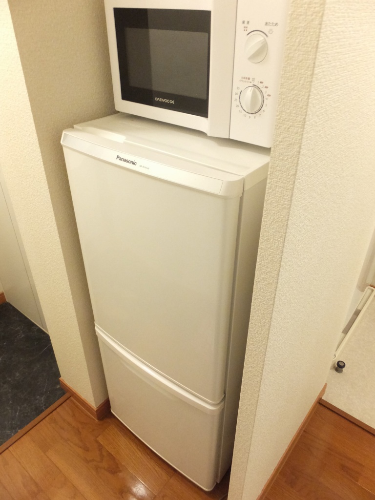 レオパレスオータムⅡ103号室 大型家電設置済み