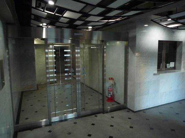 ジュエル荻窪102号室 エントランス