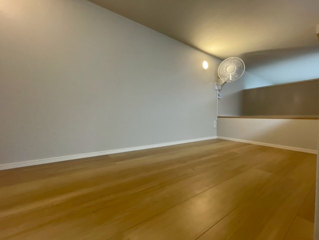 FAIR東向島203号室 リビング