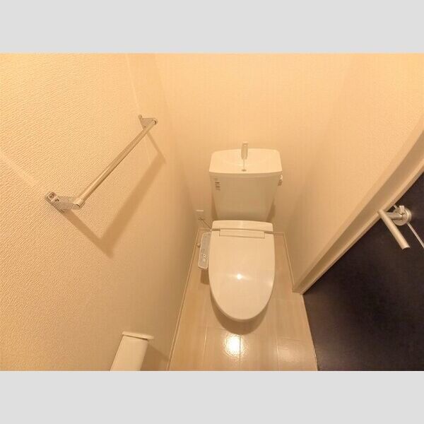 アルカンシェル北越谷106号室 温水洗浄暖房便座トイレ