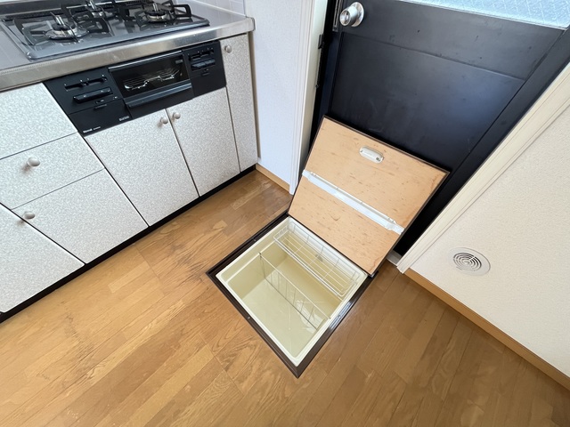 シャトレーB号室 その他