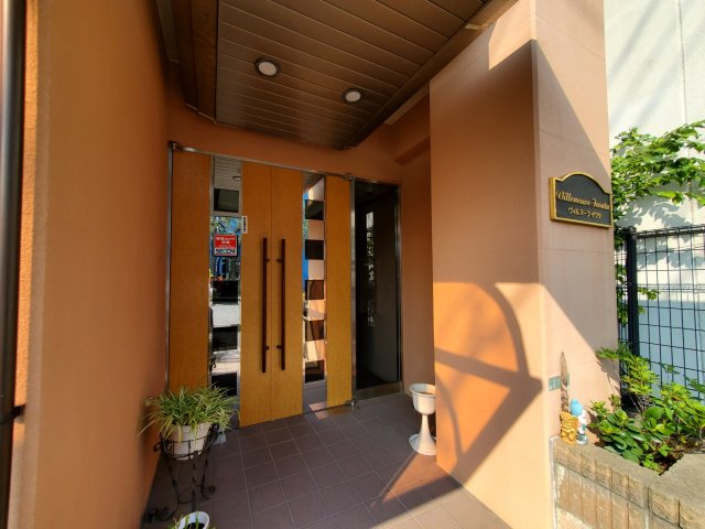 ヴィルヌーブＩＷＡＴＡ エントランス