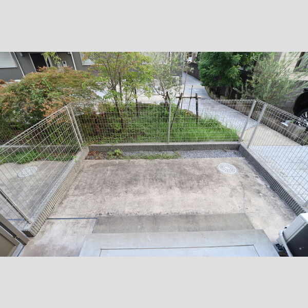 ルシェリア一番館・二番館Ⅰ-103号室 専用庭