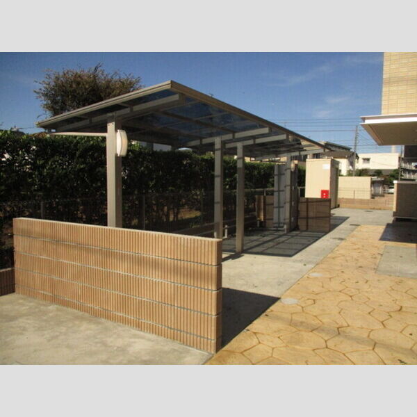 オッツⅢ 駐輪場