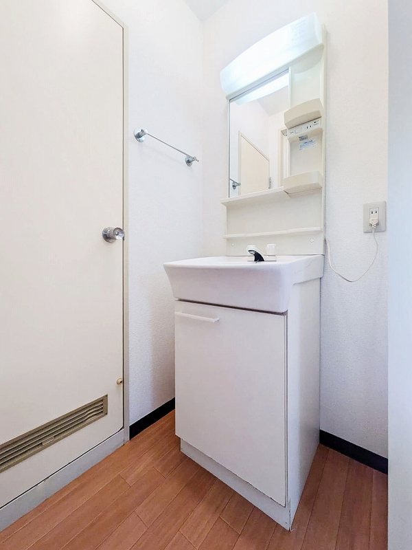 サンベルテ戸塚1階 同建物別部屋の参考画像