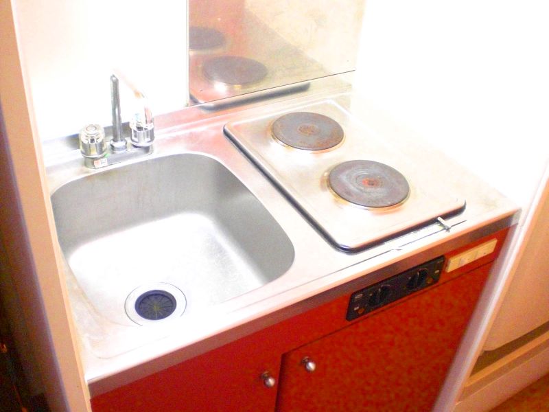 レオパレス錦 電気コンロなので初めての一人暮らしでも安心・安全！