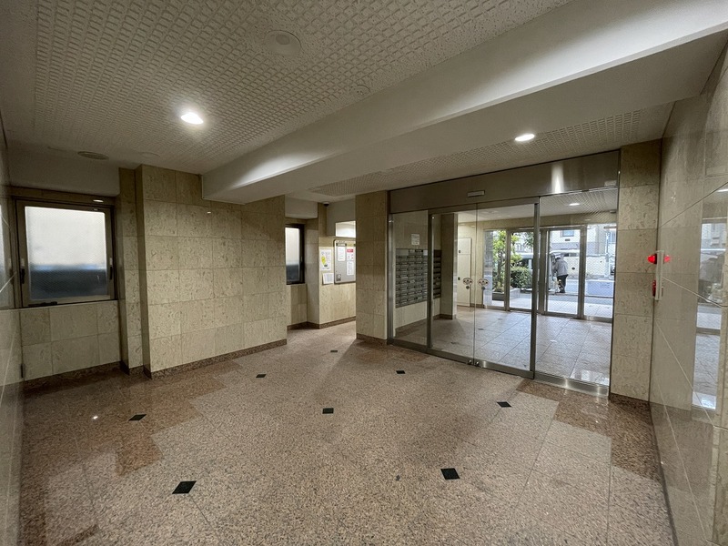 スカイコート神楽坂壱番館5階 エントランス