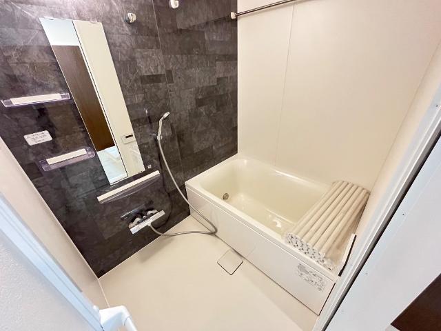 HADANOBASE A205号室 バス（イメージ）