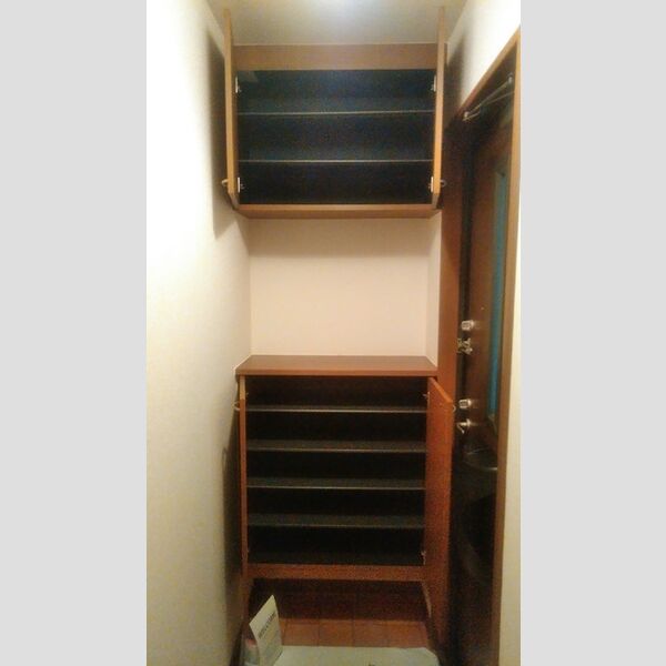 フォレストコート101号室 シューズボックス