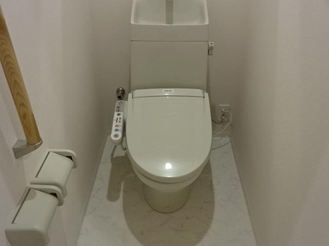 サン・ドゥーズ湘南 シャワー付トイレ