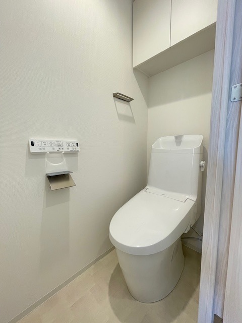 ドゥーエ王子神谷5階 トイレ