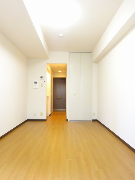 日神パレステージ伊勢佐木南 リビング