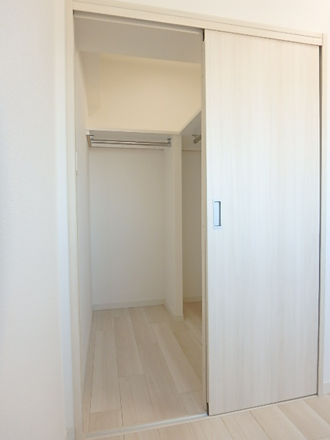 ロイヤルグリーン本郷12階 収納