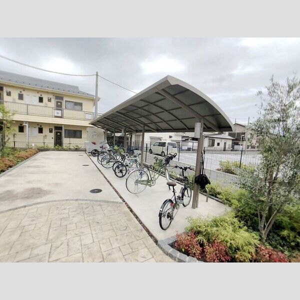 コンフォルト 駐輪場