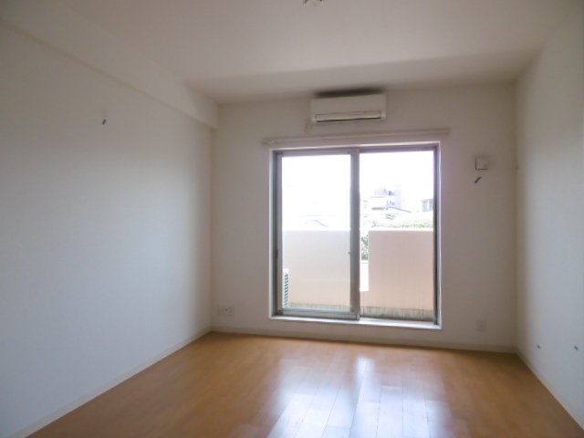 ソレアード0103号室 居室2