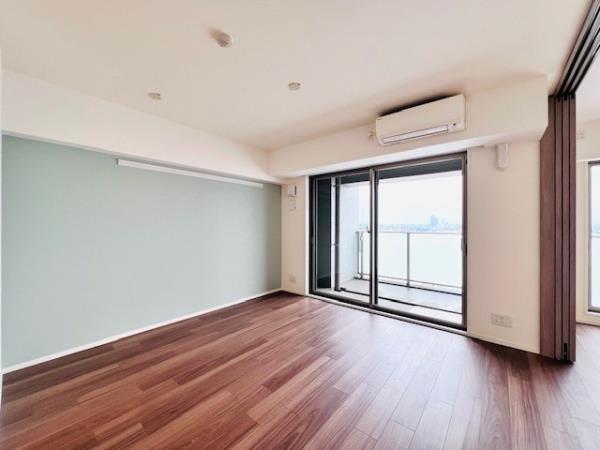 エミリブ東長崎10階 リビング