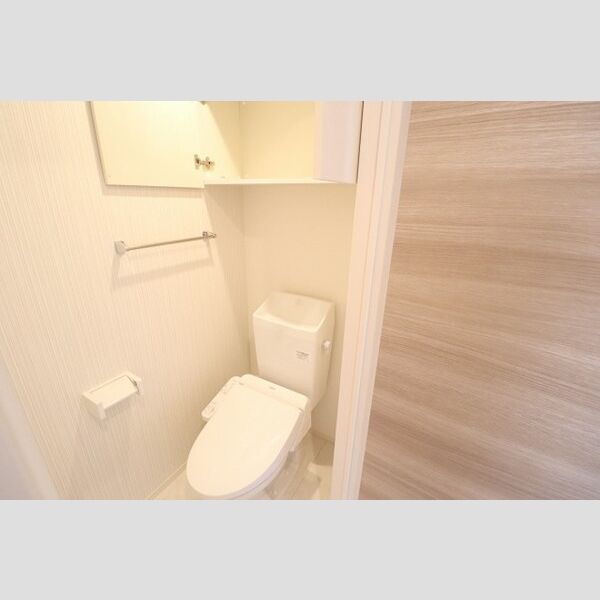 セジュールY&Y102号室 トイレ(温水洗浄暖房便座)