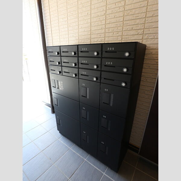 エスペリア中央林間5丁目301号室 メールボックス(宅配ボックス)