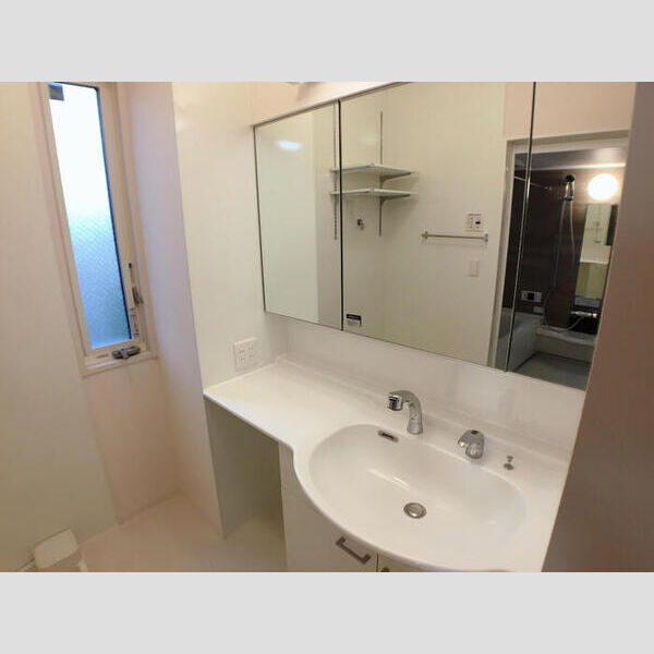 シンフォニー　A棟 洗髪洗面化粧台