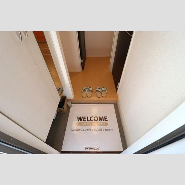 COMFOR105号室 玄関