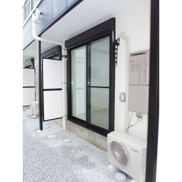 ブリランテ102号室 シャッター完備