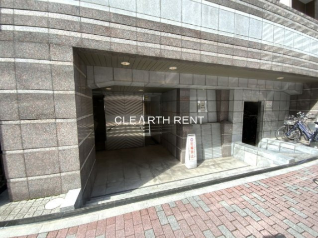 パレステュディオ銀座一丁目 天然石使用の洗練されたエントランス