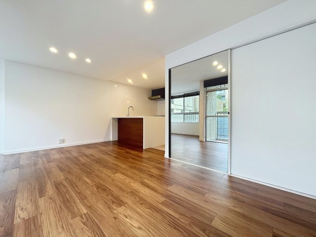 三田第二コーポラス リビング