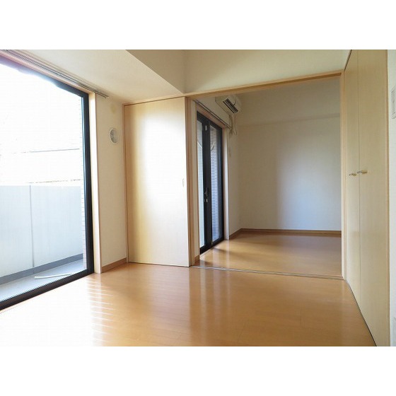 サンクレイドルレヴィール池袋0301号室 洋室