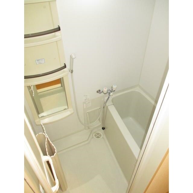 鎌倉服部ビル2階 お風呂