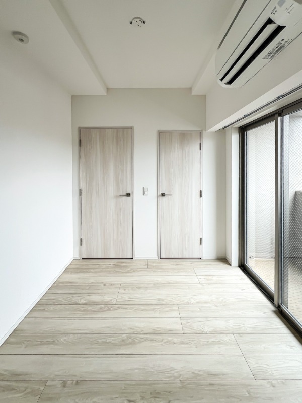 ドゥーエ王子神谷1階 サービスルーム