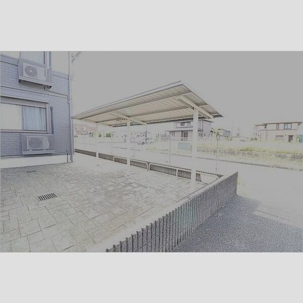 アルカイックシャトー　西館102号室 駐輪場