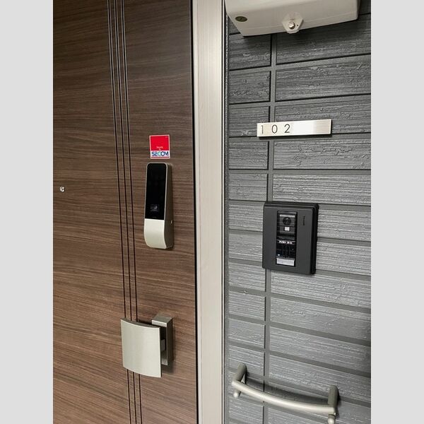 D'Bless湘南台6丁目 玄関