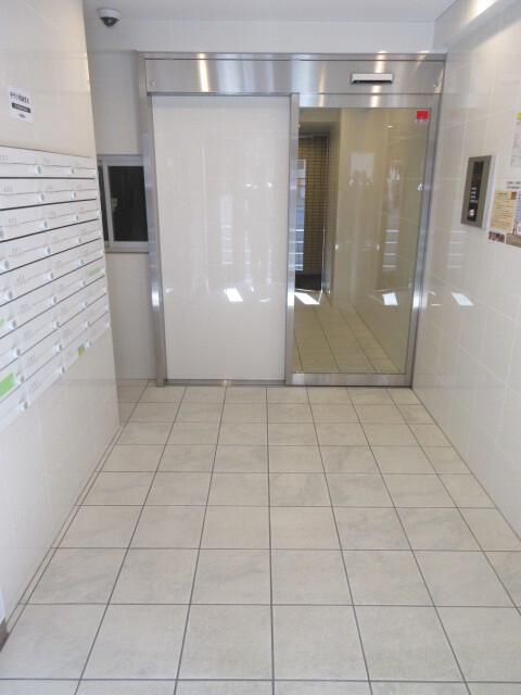 ディアレイシャス横浜サウスパレス エントランス