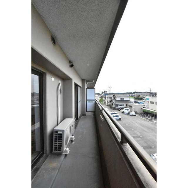 クレセントコートおおたかの森0507号室 内観