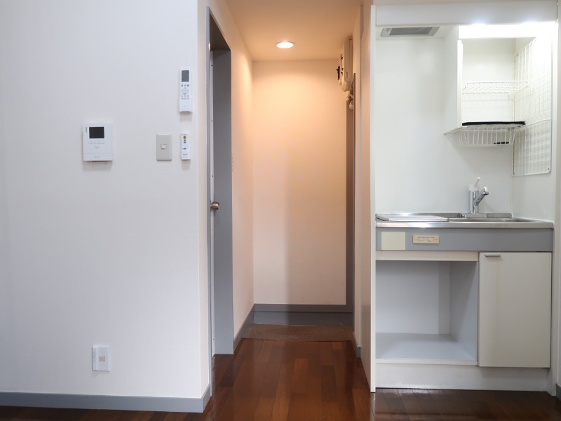 メゾン蘭1階 玄関