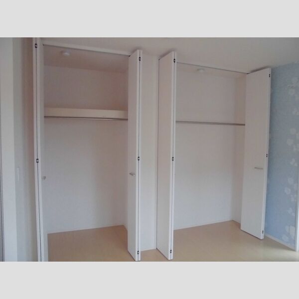レジデンス葛西 洋室6.1帖　クローゼット